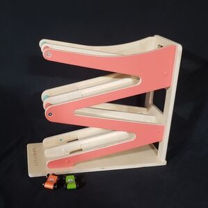 LOVEVERY Race & Chase Ramp